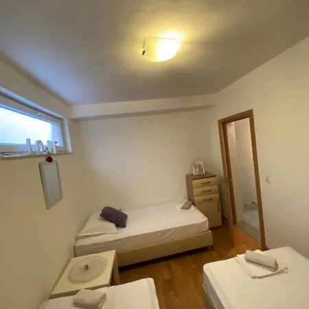 Zara 2 Apartman Baska Voda